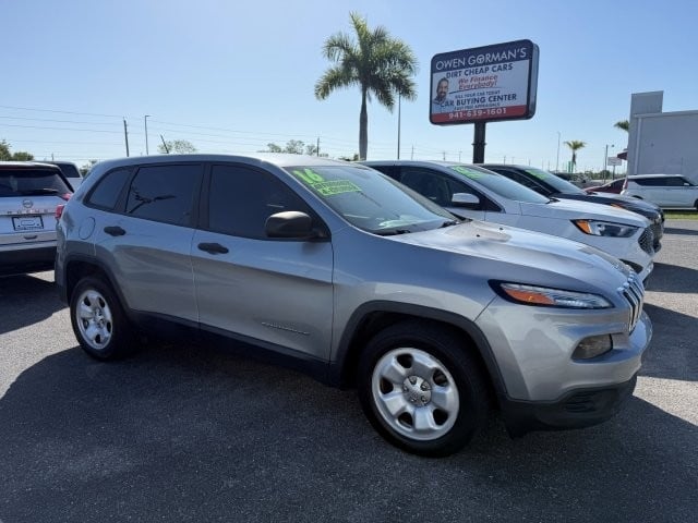 2016 Jeep Cherokee Sport
