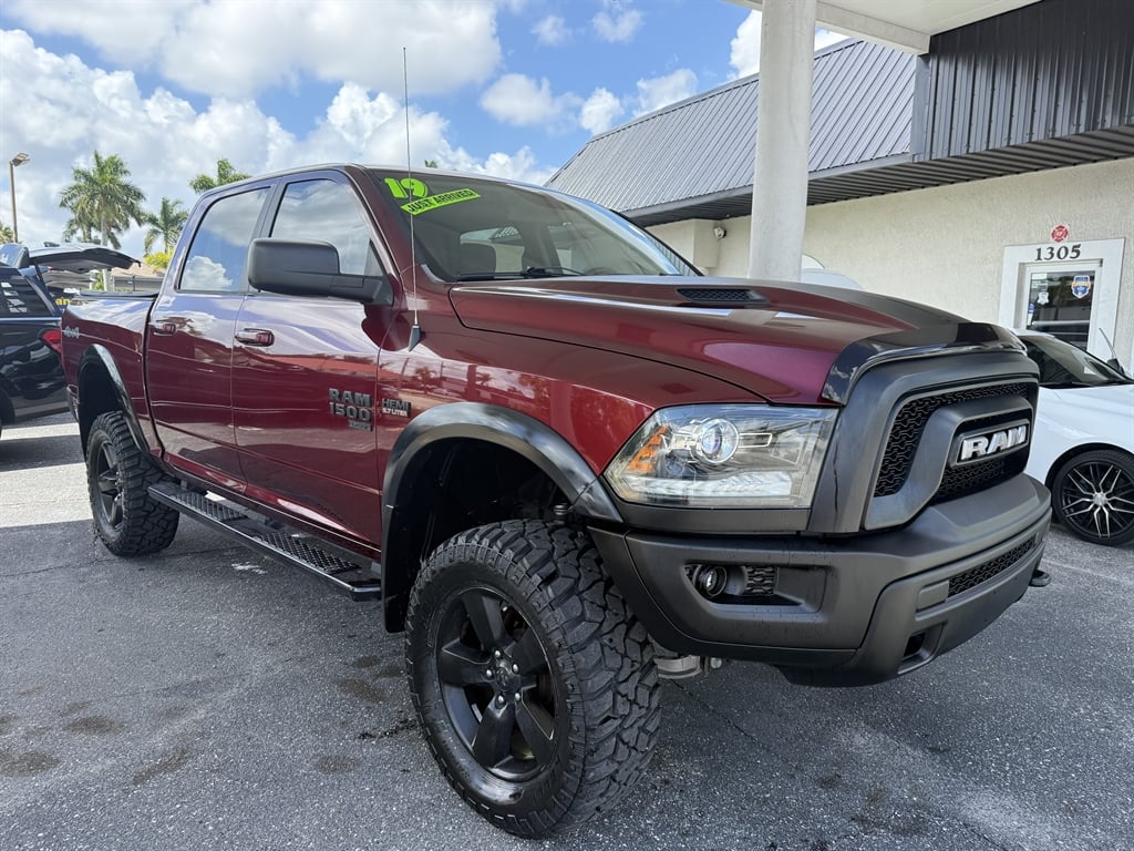 2019 RAM 1500 Classic Warlock 4x4 Crew Cab 5'7's photo