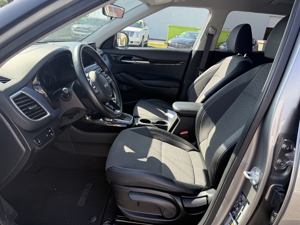 2023 Kia Seltos Nightfall - Photo 10
