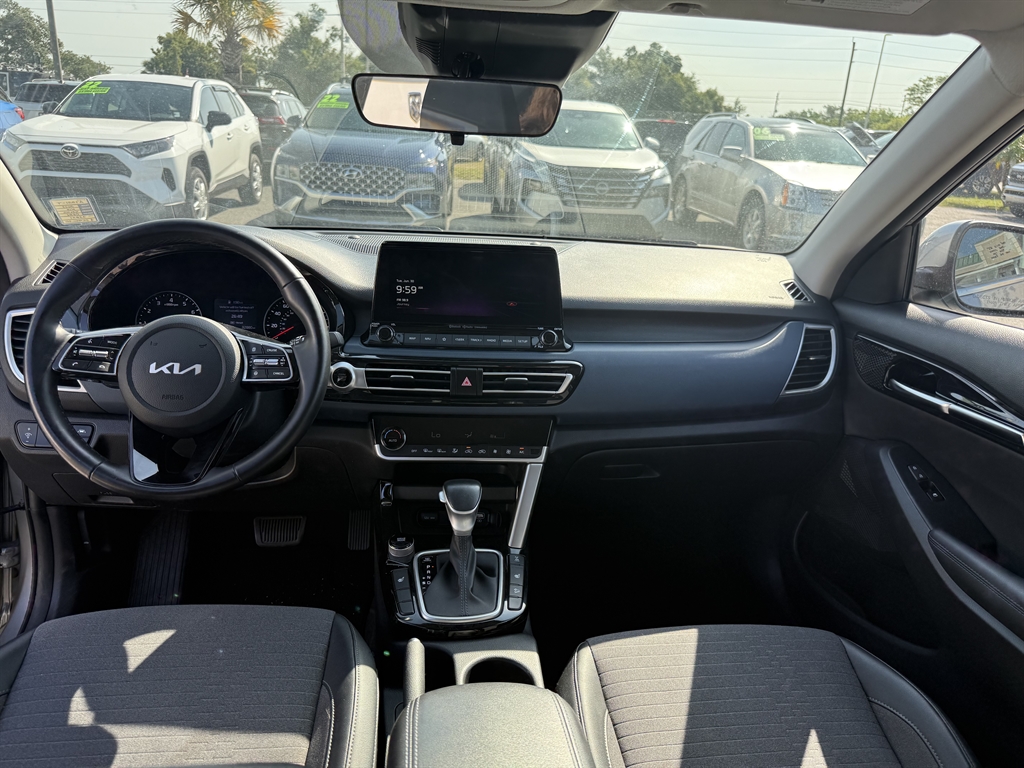 2023 Kia Seltos Nightfall - Photo 14